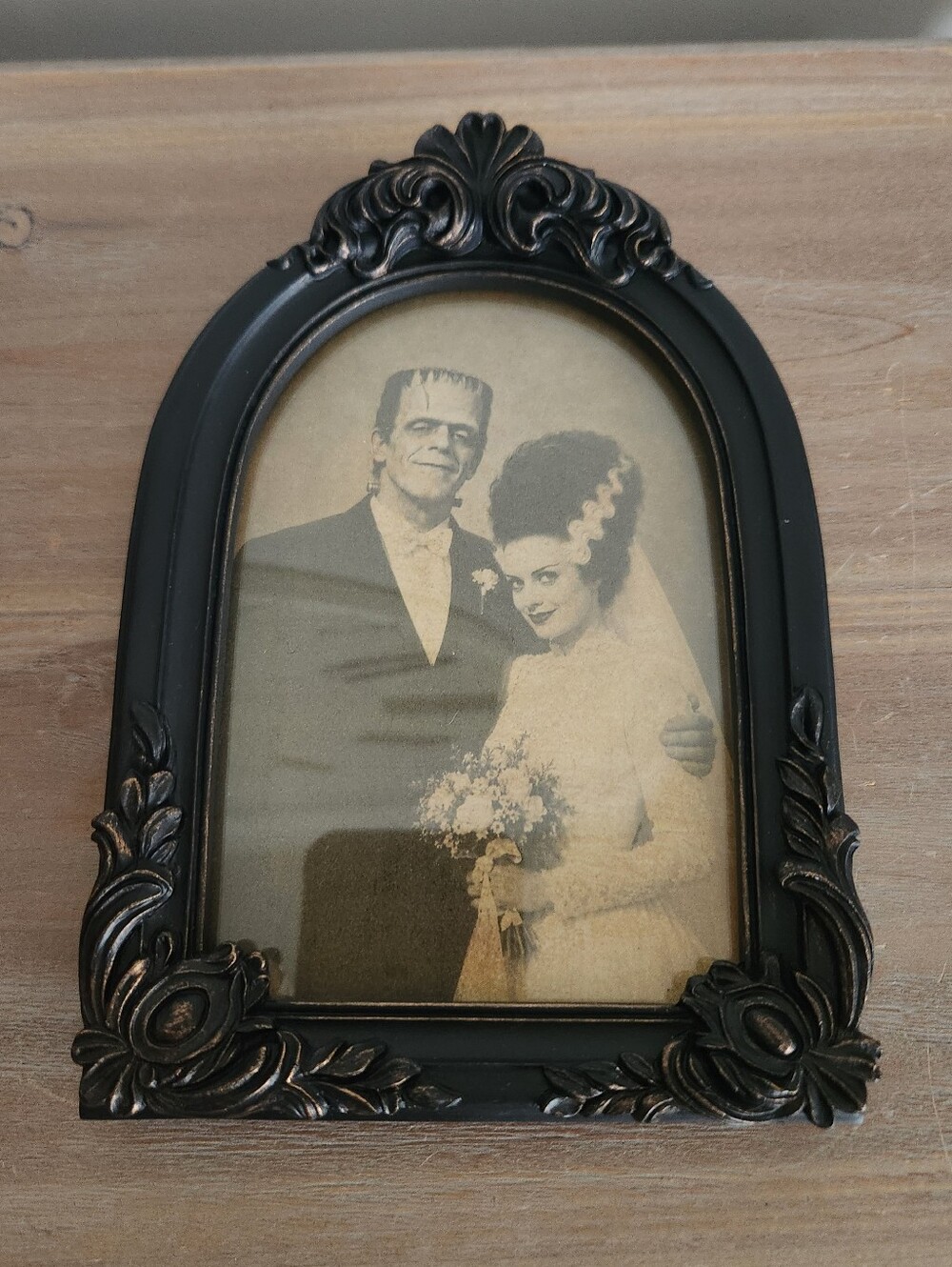 Rachel Zoe Gothic Black Ornate 4x6 Frame Halloween Frankenstein Wedding Picture - Picture 8 of 9